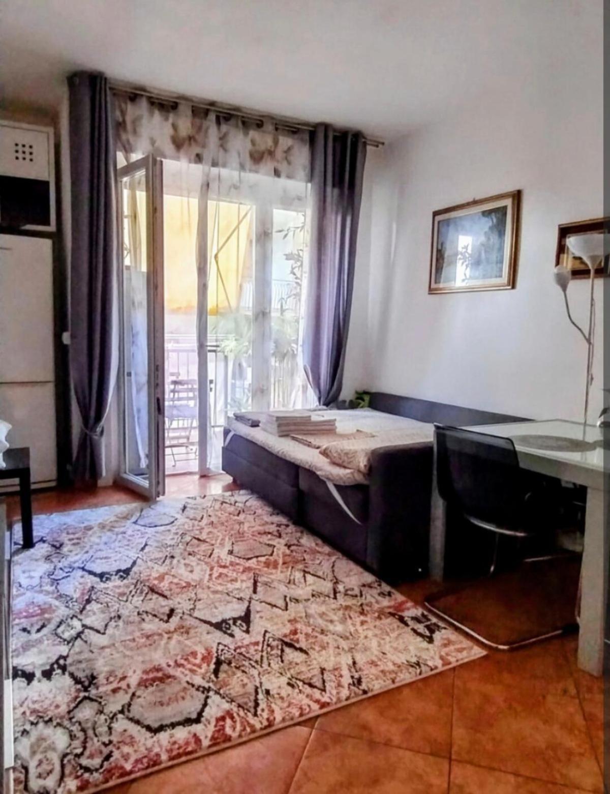 Camera Privata Nell'Appartamento In Zona Residenziale Con 2 Piscine ラッパロ エクステリア 写真